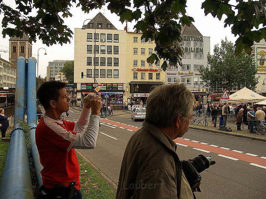 Reiterdenkmal kehrt zurueck auf dem Heumarkt P40.JPG